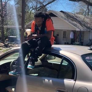 Meet your Posher, Larry